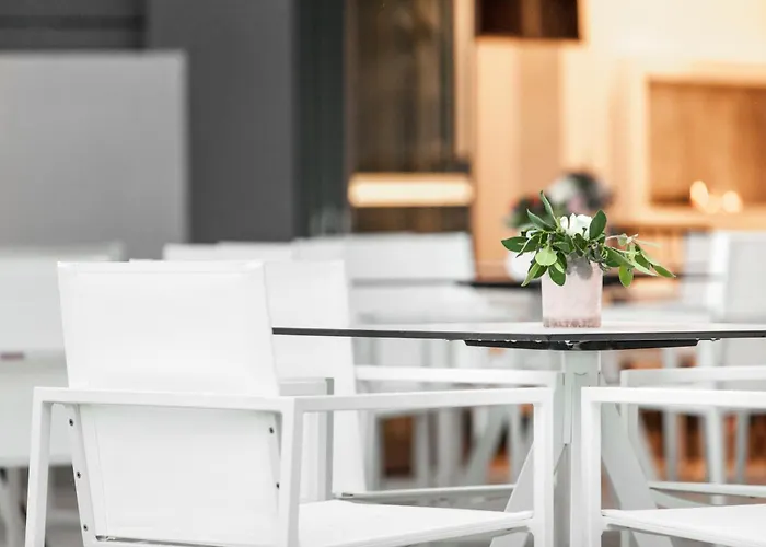 Garden Ξενοδοχείο 5*